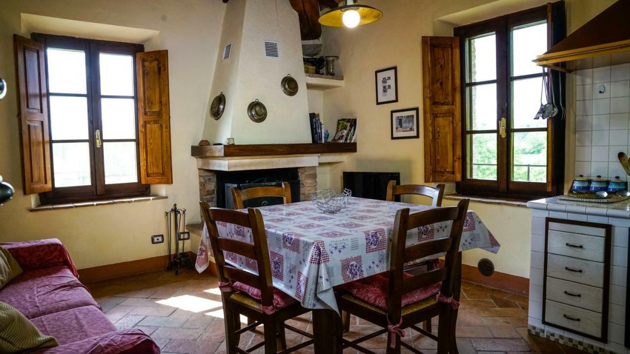 La Casa Del Fattore Монтериджоні Екстер'єр фото
